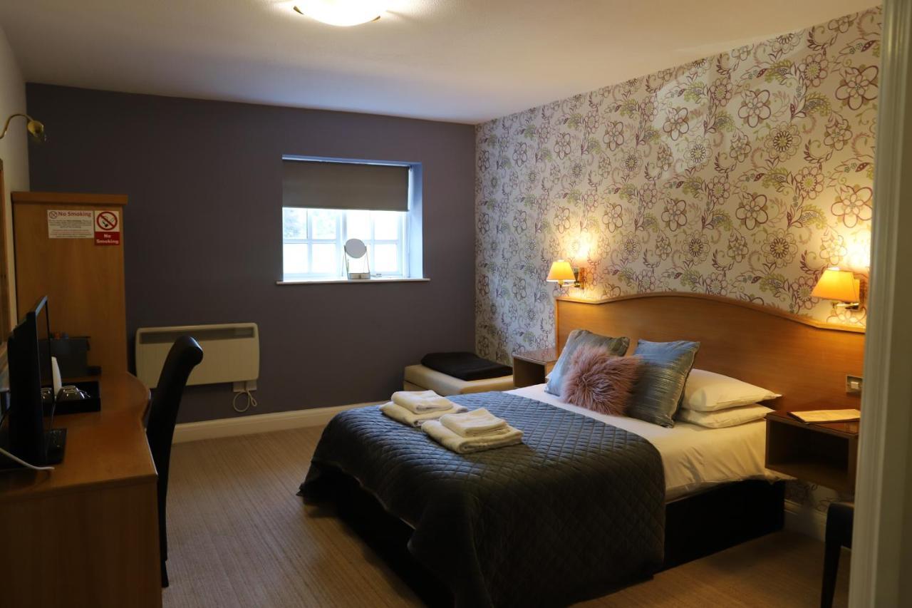 The Red Lion & Cellar Room, Betchworth 部屋 写真